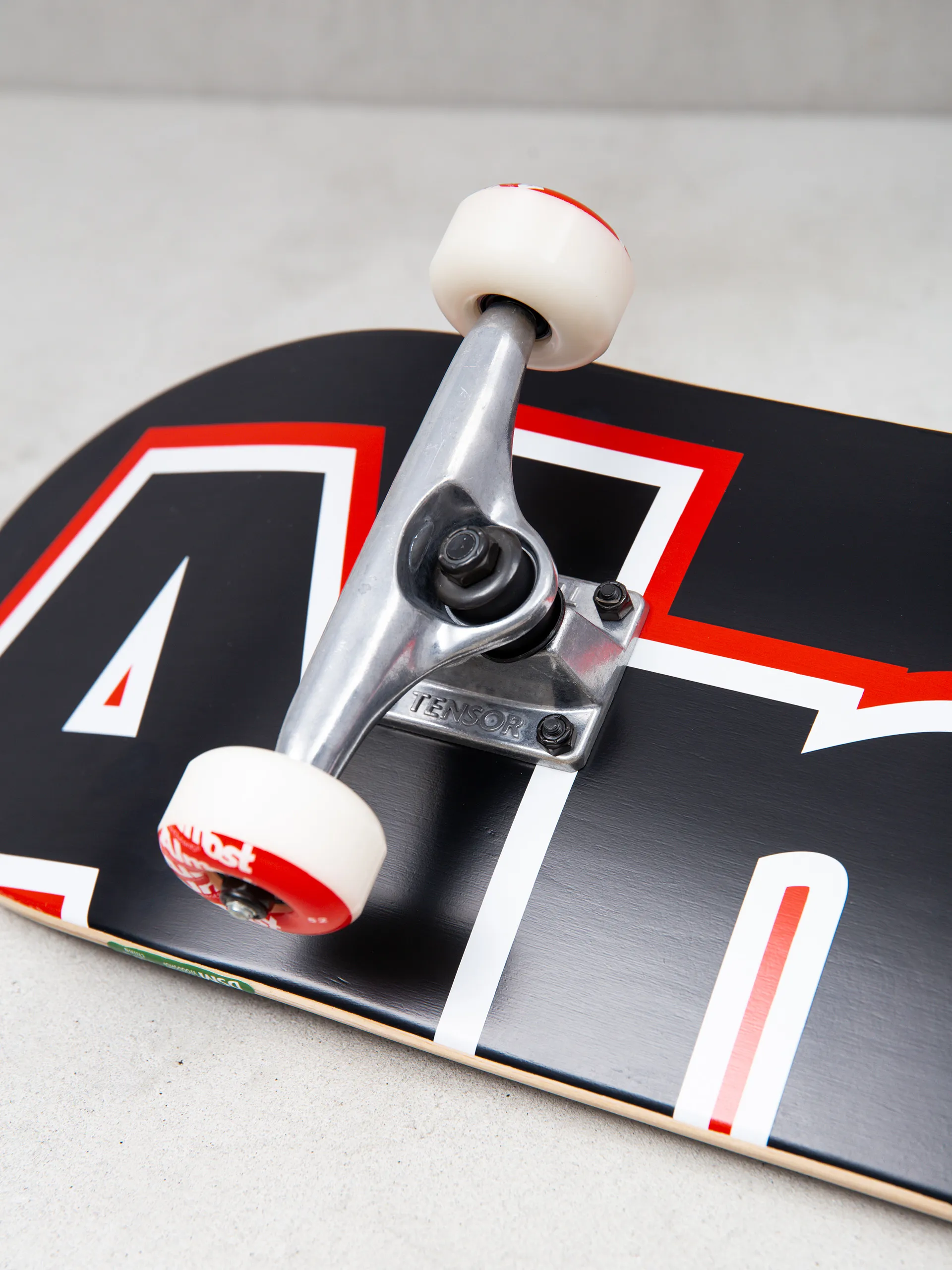 Almost Outliner FP Skateboard (black)