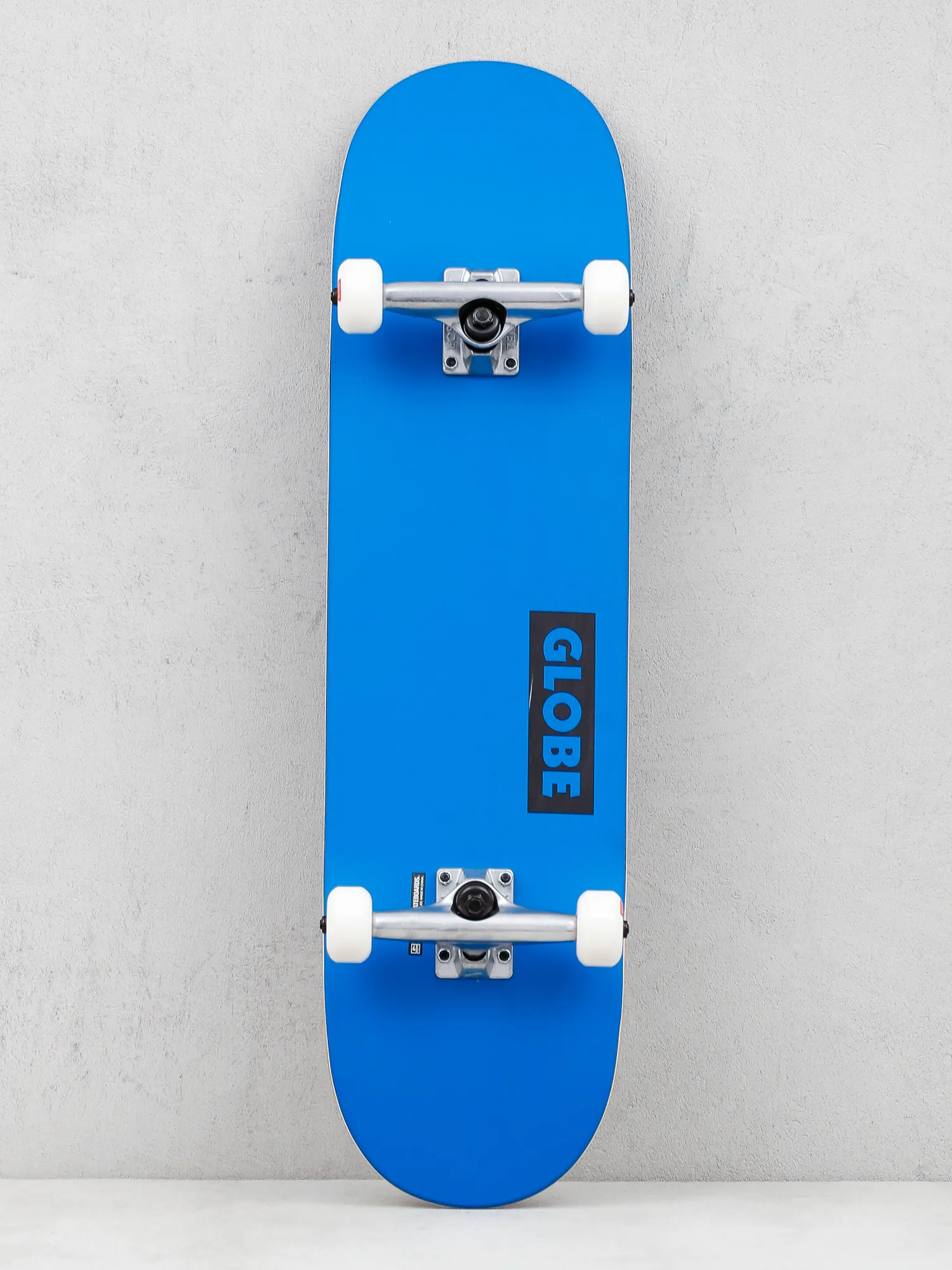 Globe Goodstock Skateboard (neon blue)