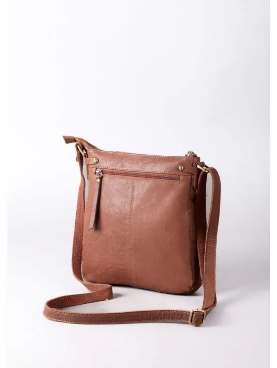 Harstone Large Leather Cross Body Bag in Tan