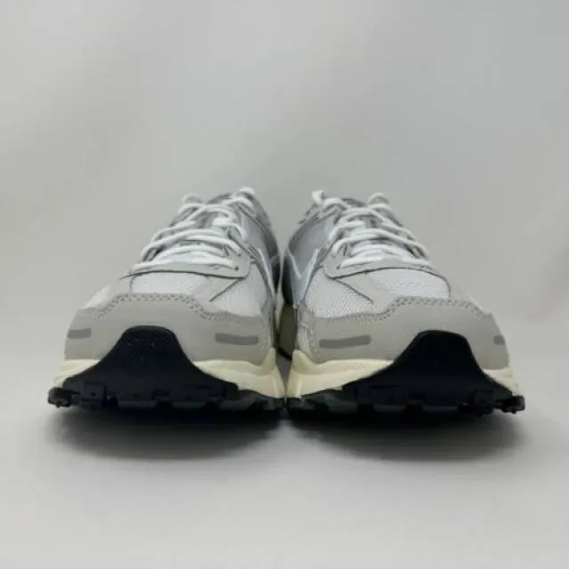 Nike air zoom vomero 5 platinum tint white black grey men's size 12 hf0731-007