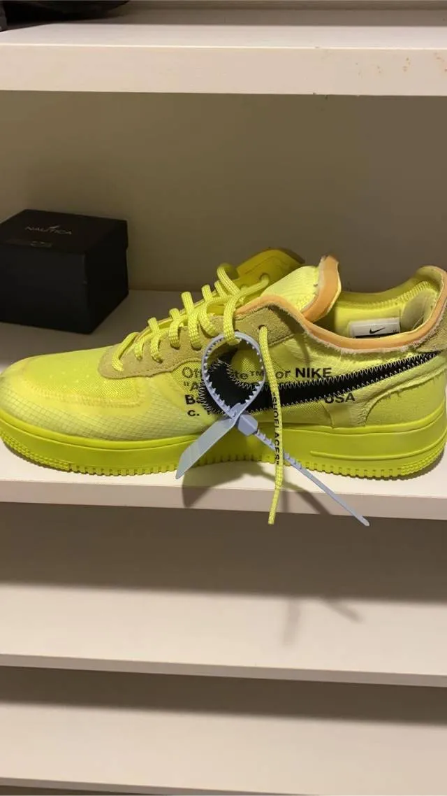 OFF-WHITE x Nike Air Force 1 Low Volt